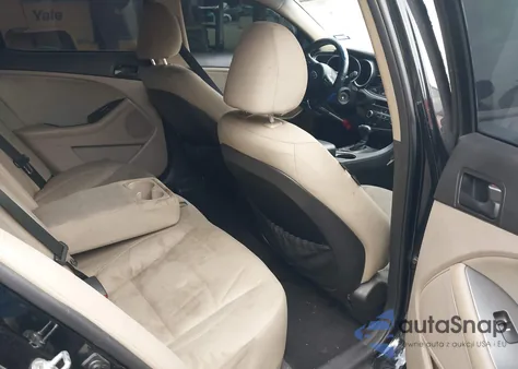 2015 Kia Optima Lx из США, поврежденный, VIN 5XXGM4A78FG426032